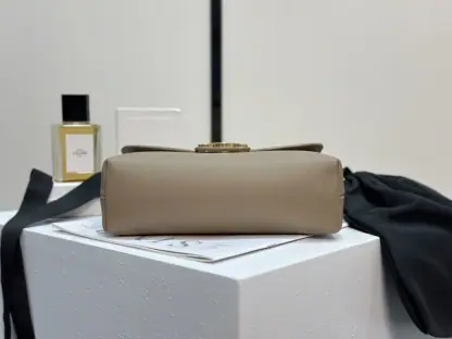 REPLICA CELINE MEDIUM CELINE VICTOIRE BAG IN SUPPLE CALFSKIN 115853 BROWN SEPIA #3959 - Image 11