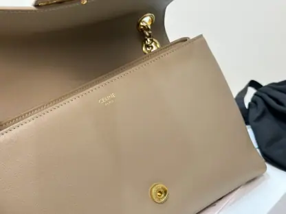 REPLICA CELINE MEDIUM CELINE VICTOIRE BAG IN SUPPLE CALFSKIN 115853 BROWN SEPIA #3959 - Image 4