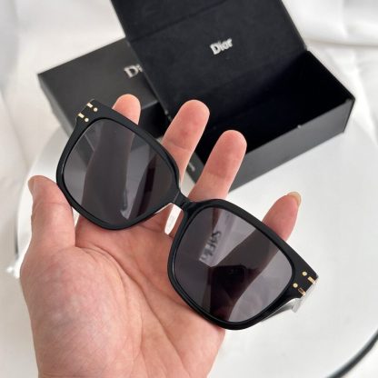  Dior DiorSignature S7F Eyeswear Black Square Sunglasses #4019 - Image 3