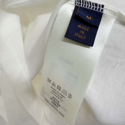 Louis Vuitton Men's Embossed LV T-Shirt White 1AHCNV #4167 - Image 5