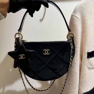 Replica CHANEL 25N NEIGE Ski Series Star Pendant Black Velvet P206132812